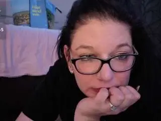 Swiss-lady  live sex cam