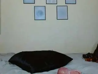 Alanabest79  live sex cam