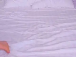 1carlawhite  live sex cam