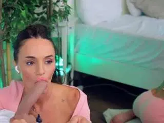 1carlawhite  live sex cam