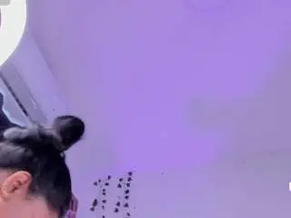 Karliee-klosss  live sex cam