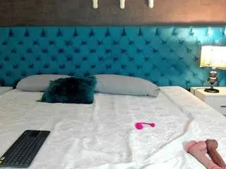 Lunnamoretti  live sex cam