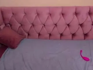 Margaretroy  live sex cam