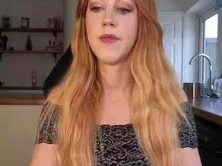 Stripmequick  live sex cam