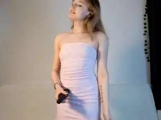 Charolettearendt  live sex cam