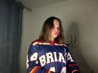 Dakotagrocott  live sex cam
