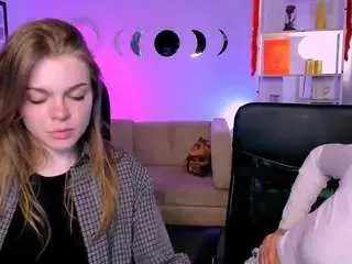Emori-maxon  live sex cam