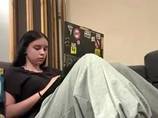 Sanaskowronski  live sex cam