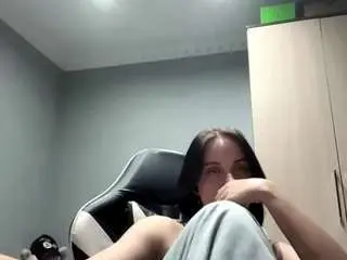 Sanaskowronski  live sex cam
