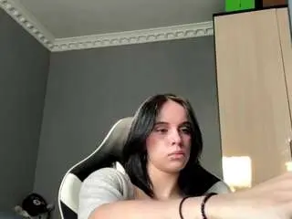 Sanaskowronski  live sex cam