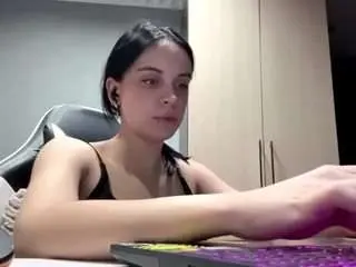 Sanaskowronski  live sex cam