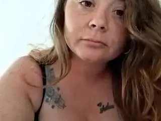 Valupuous1114  live sex cam