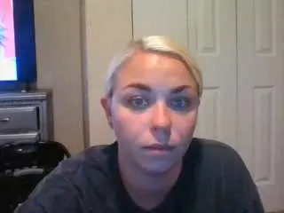 Winniewhimsical  live sex cam