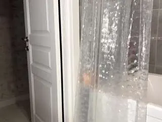 Audreyviau  live sex cam