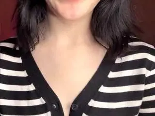 Audreyviau  live sex cam