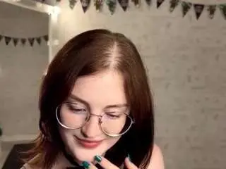 Audreyviau  live sex cam
