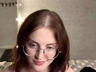 Audreyviau  live sex cam