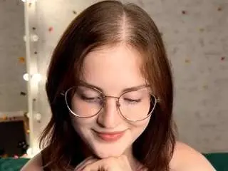 Audreyviau  live sex cam