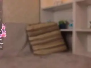 Ewaheye  live sex cam