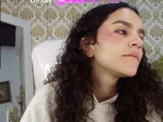 Jessb18  live sex cam