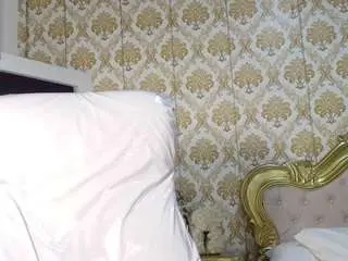 Jessb18  live sex cam