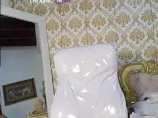 Jessb18  live sex cam