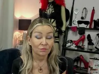 Luxcrystal  live sex cam
