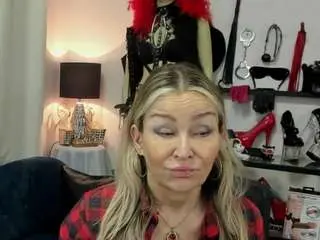 Luxcrystal  live sex cam