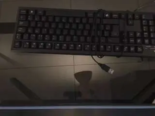 Mia-robert1  live sex cam