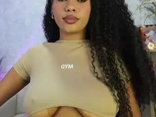 Naomixjones  live sex cam