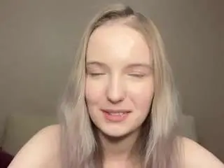 Shantelghan  live sex cam