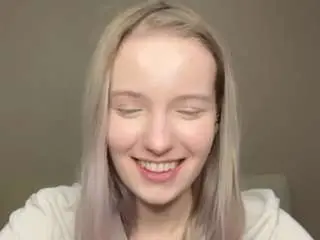 Shantelghan  live sex cam