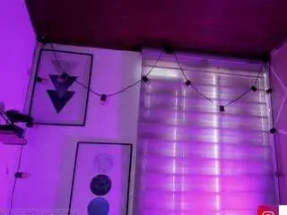 Ateneaklett1  live sex cam