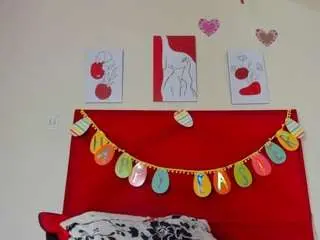 Dakotaholand  live sex cam