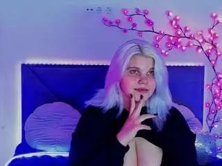 Joannlowe  live sex cam