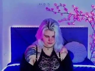 Joannlowe  live sex cam