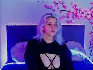 Joannlowe  live sex cam