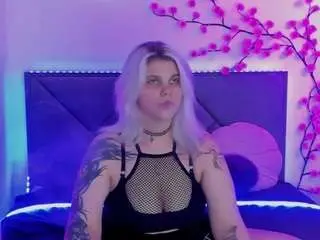 Joannlowe  live sex cam