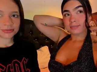 Redvelvet2x  live sex cam