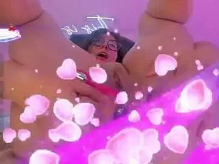 Amber-stonee  live sex cam