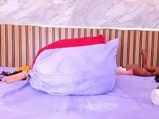 Britneyvega  live sex cam