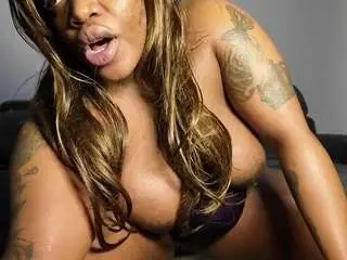 Bedroombullyx5  live sex cam
