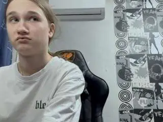 Elodienielsen  live sex cam