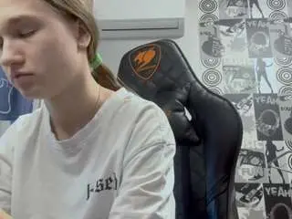 Elodienielsen  live sex cam