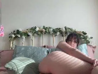 Thequalityquinn  live sex cam