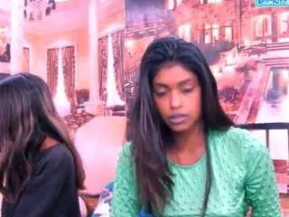 Indiansapphire4u  live sex cam