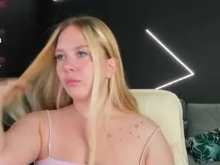 Leapickoff  live sex cam