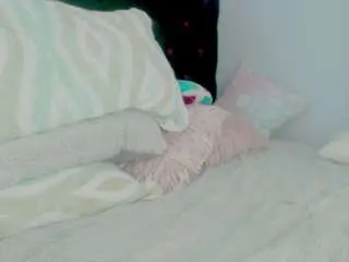 Sexyalexax  live sex cam