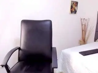 Silvanadelatorree  live sex cam