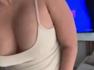 Elianabortt  live sex cam